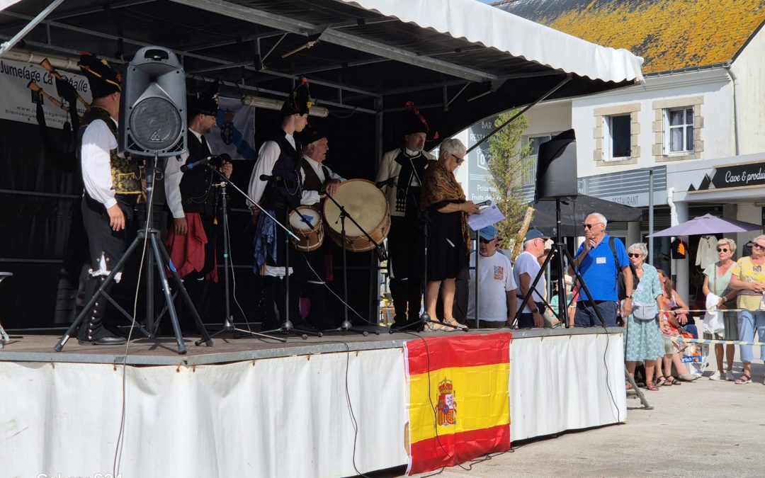 2025/08/23 Accueil du ballet Folclorico Galego à la Turballe, un franc succès !